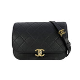 City Curve Crossbody Microchipped